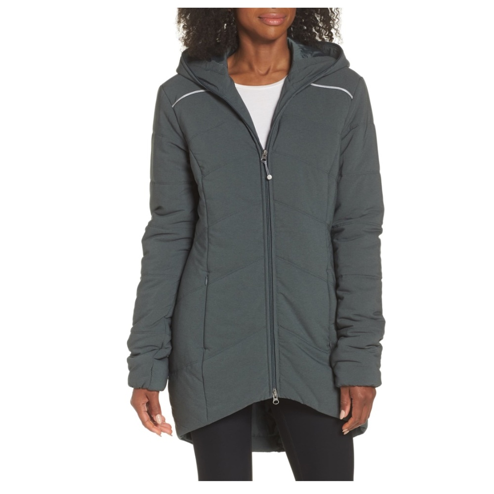 Zella 'Daphne' Hooded Puffer Jacket Size M